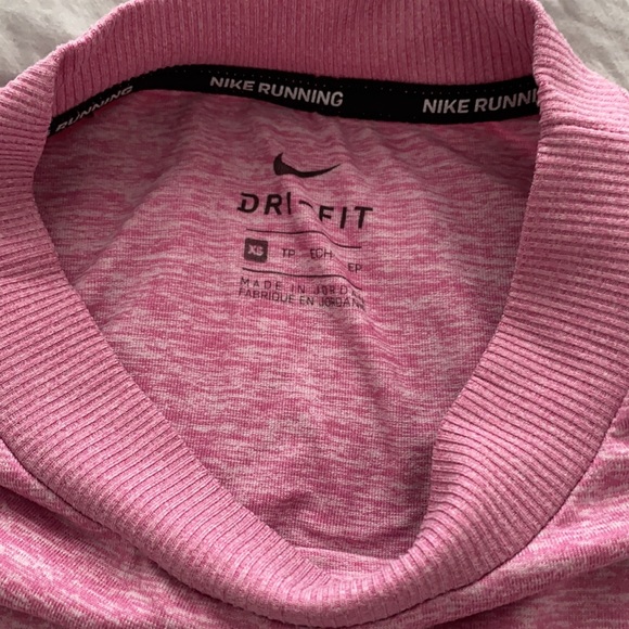 Nike dri fit long sleeve shirt - Picture 2 of 3